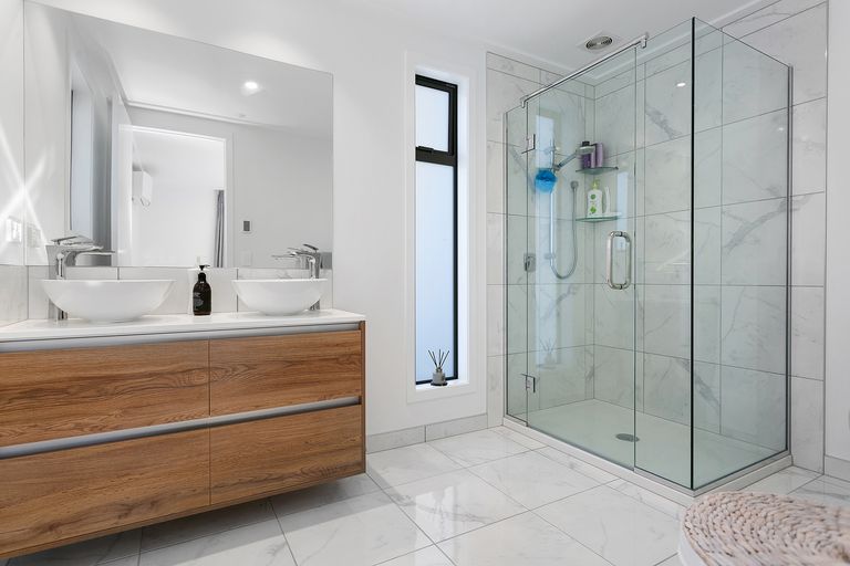 Photo of property in 1 Ada Close, Cambridge, 3434