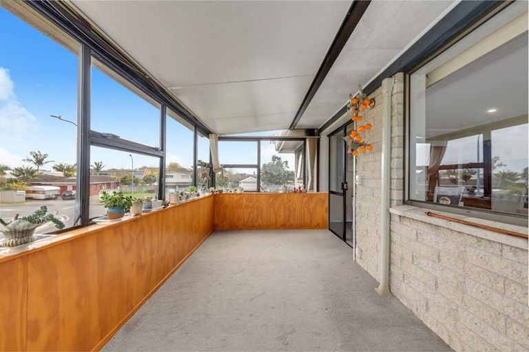 Photo of property in 1/39 Hedge Row, Sunnyhills, Auckland, 2010