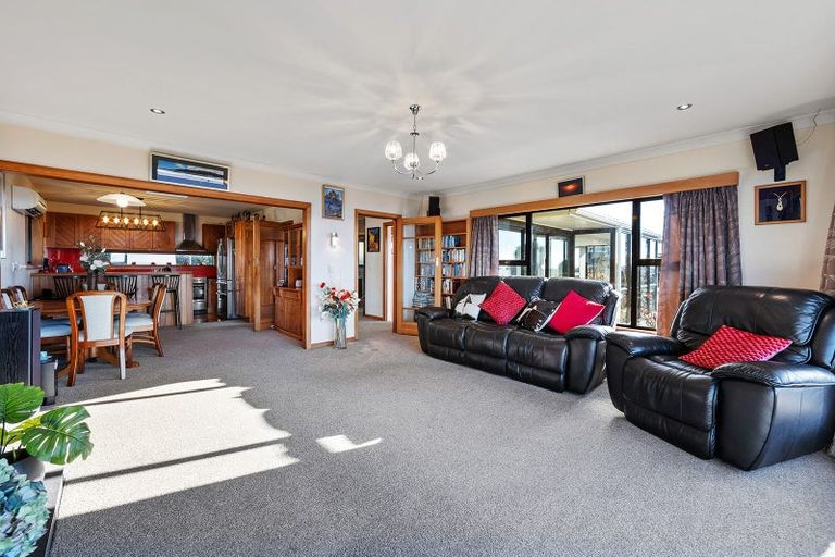 Photo of property in 120 Major Hornbrook Road, Mount Pleasant, Christchurch, 8081