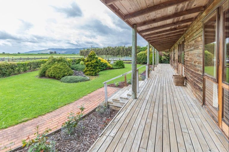 Photo of property in 382 Kimberley Road, Levin, 5571