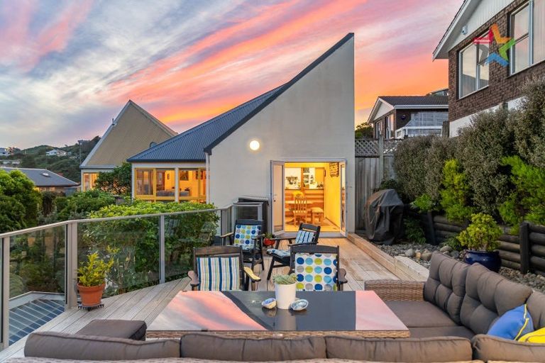 Photo of property in 7 Chestnut Grove, Maungaraki, Lower Hutt, 5010