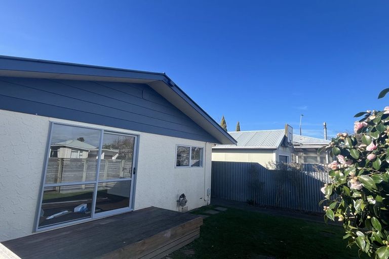 Photo of property in 35 Mcgiffert Street, Palmerston North, 4410