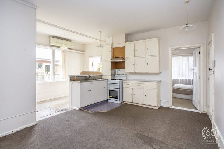 Photo of property in 291 Riccarton Road, Upper Riccarton, Christchurch, 8041