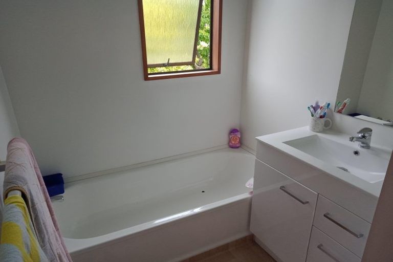 Photo of property in 2/2 Canon Street, St Albans, Christchurch, 8014