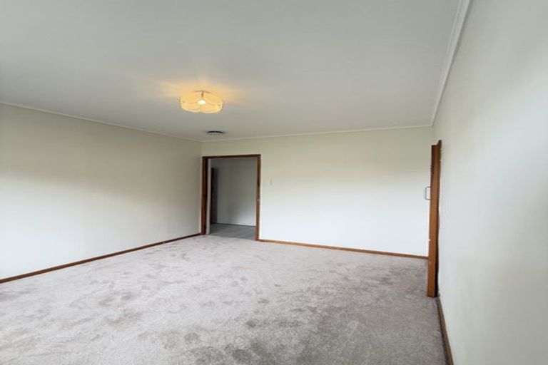 Photo of property in 7 Hilling Street, Titirangi, Auckland, 0604