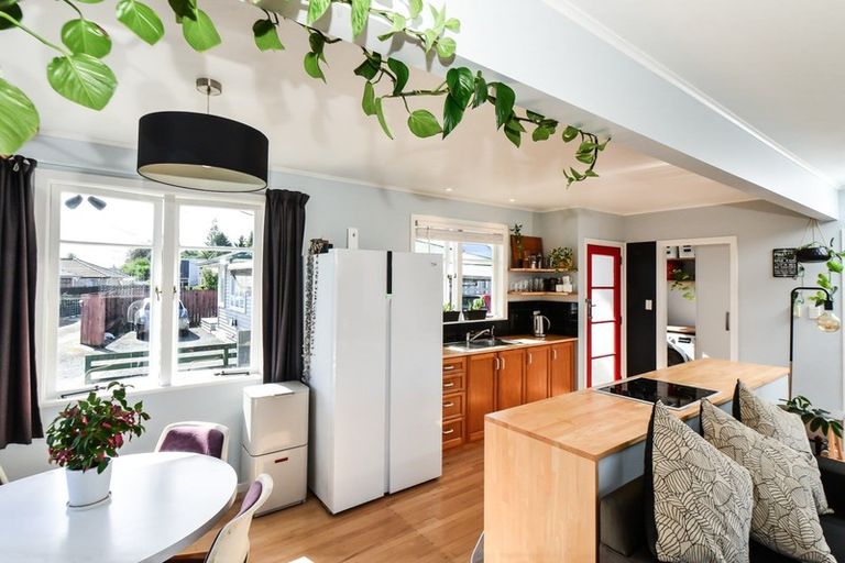 Photo of property in 12 Bruce Avenue, Glenview, Hamilton, 3206