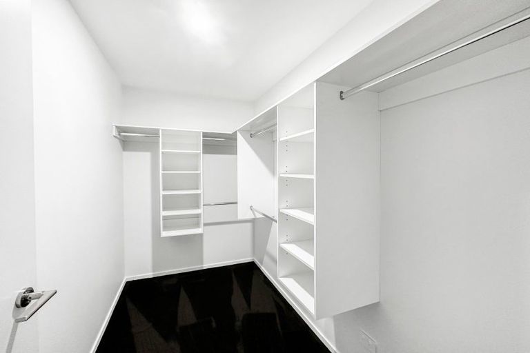 Photo of property in 27 Crossley Avenue, Woodend, 7610