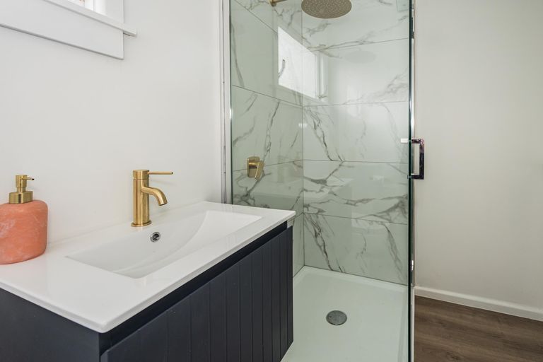 Photo of property in 16a Clyde Street, Oamaru North, Oamaru, 9400