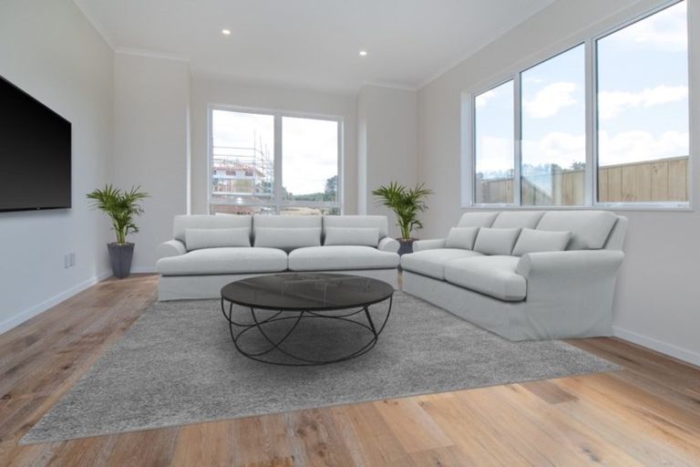 Photo of property in 8 Franheim Crescent, Orewa, 0931