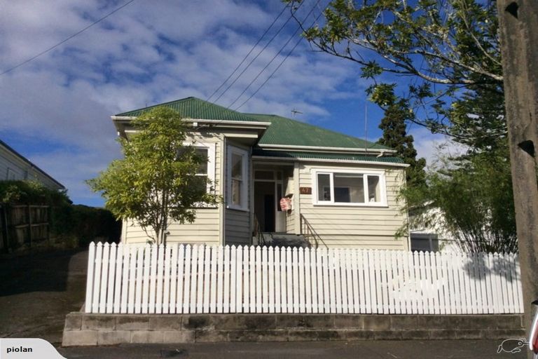 Photo of property in 47 Milton Road, Mount Eden, Auckland, 1024