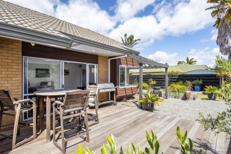 Photo of property in 34 Lotus Avenue, Mount Maunganui, 3116