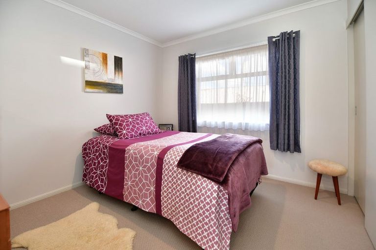 Photo of property in 25 Pine Road, Orewa, 0931