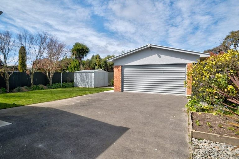 Photo of property in 82 Roberta Drive, Somerfield, Christchurch, 8024