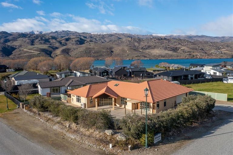 Photo of property in 56 Missy Crescent, Mount Pisa, Cromwell, 9383