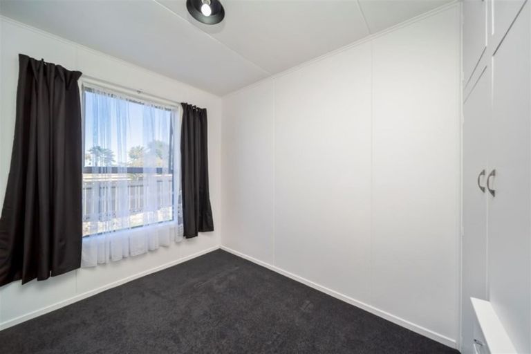 Photo of property in 154 Miranda Street, Stratford, 4332