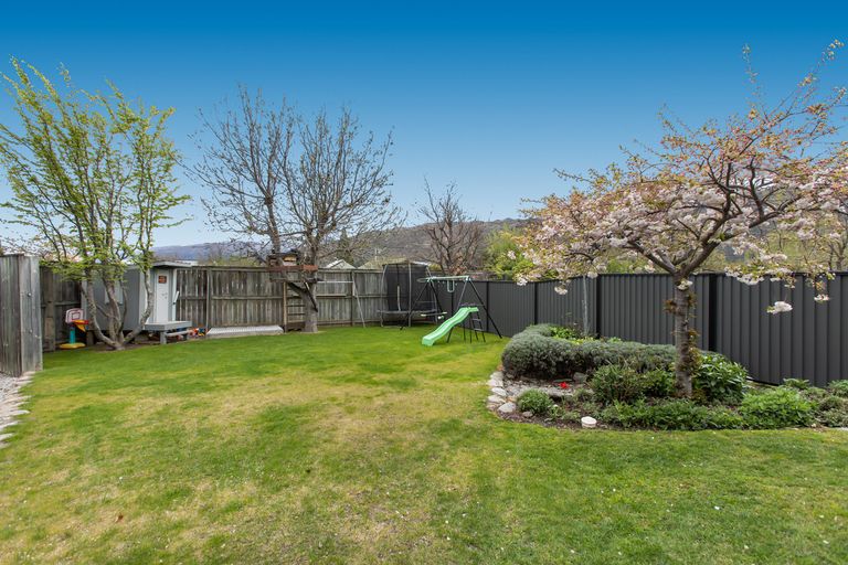 Photo of property in 48 Hazlett Street, Clyde, 9330