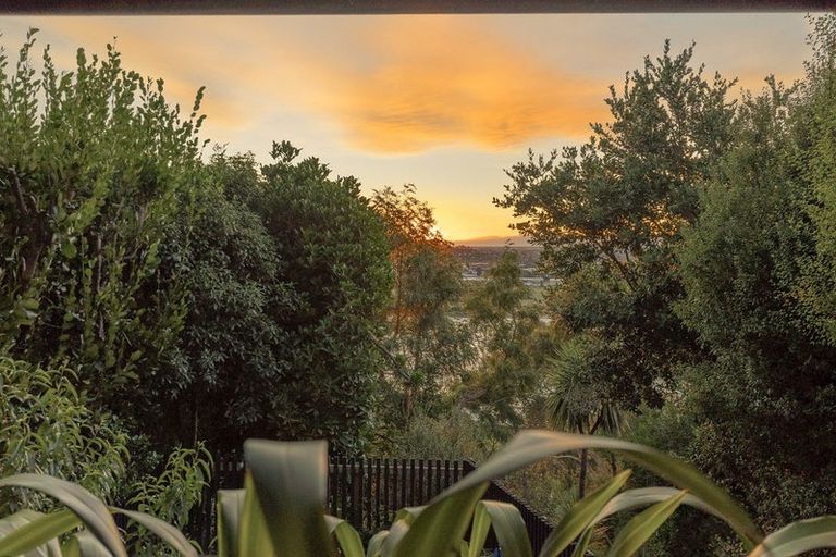 Photo of property in 1/8 Hobday Lane, Mount Pleasant, Christchurch, 8081