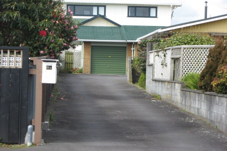 Photo of property in 8a Holsworthy Road, Lower Vogeltown, New Plymouth, 4310