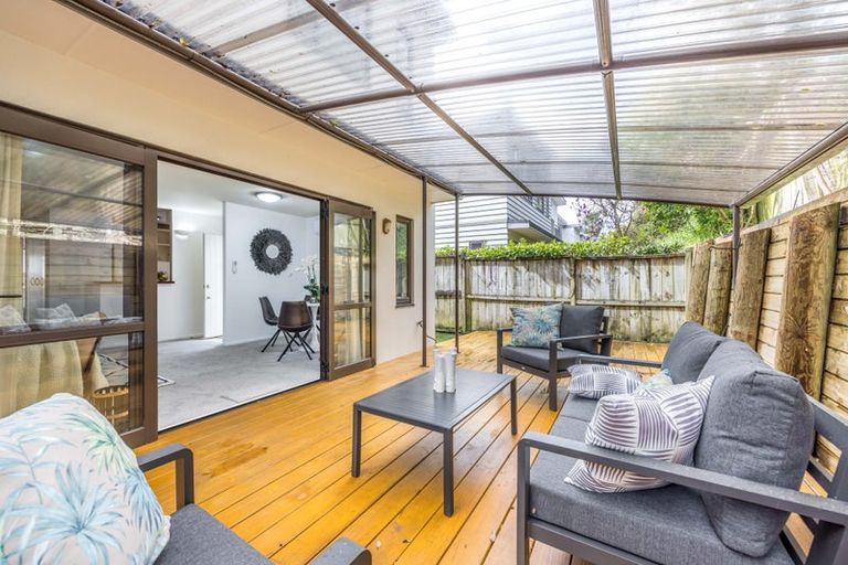 Photo of property in The Grange, 15/92 Bush Road, Albany, Auckland, 0632