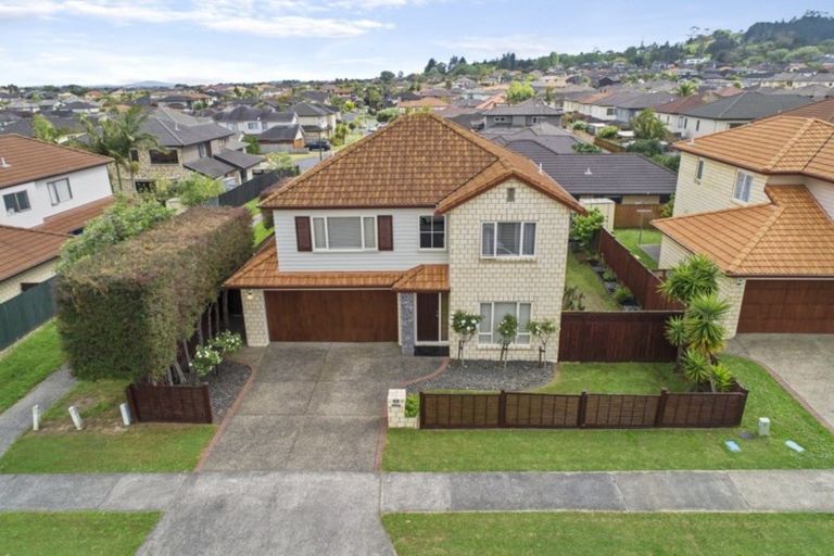 Photo of property in 30 Baverstock Road, Flat Bush, Auckland, 2016