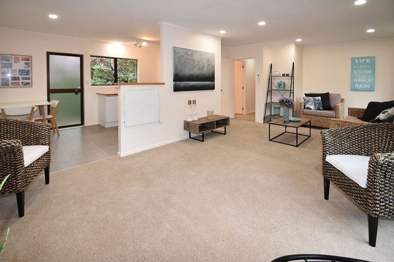 Photo of property in 134 Woodlands Park Road, Titirangi, Auckland, 0604