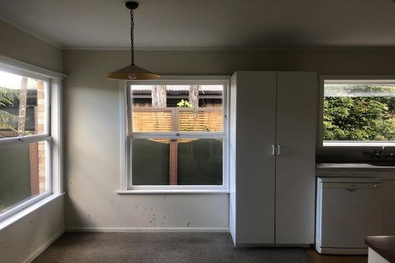 Photo of property in 1 Littler Place, Hamilton East, Hamilton, 3216