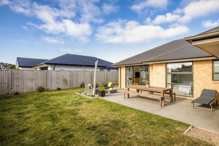 Photo of property in 48 Sutherland Drive, Kaiapoi, 7630