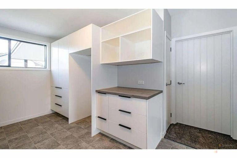 Photo of property in 8b Holmes Street, Waimate, 7924