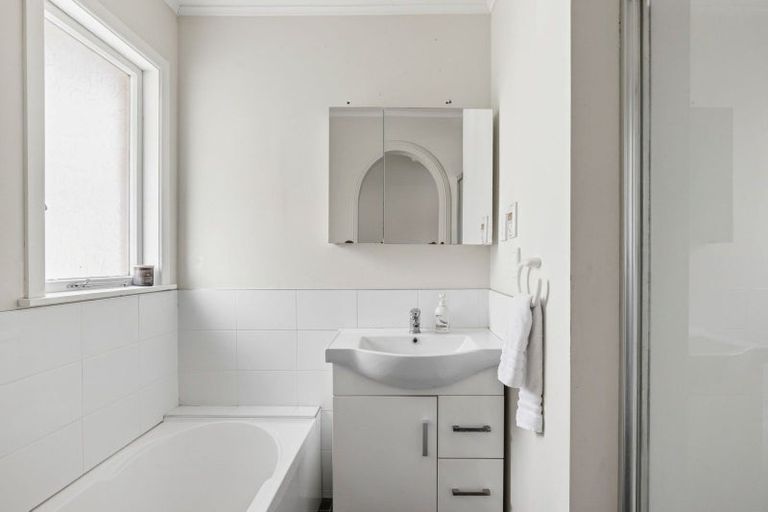 Photo of property in 63 Hall Street, Cambridge, 3434