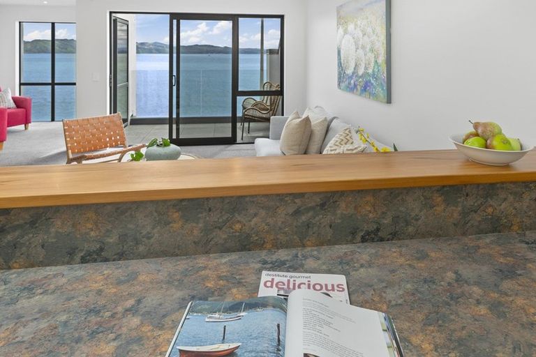 Photo of property in 5/148 Evans Bay Parade, Roseneath, Wellington, 6021