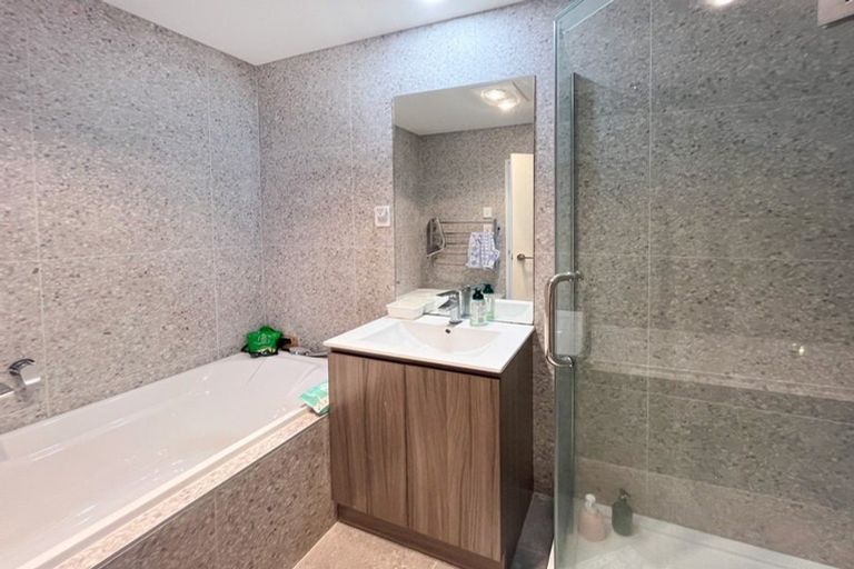 Photo of property in 16 Gecko Road, Hobsonville, Auckland, 0616