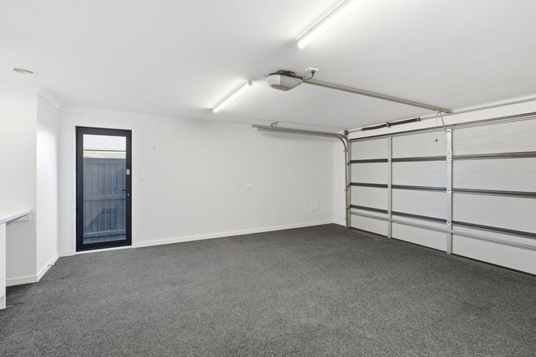 Photo of property in 1 Winterslow Lane, Rangiora, 7400
