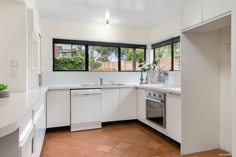 Photo of property in 3a Ascot Avenue, Henderson, Auckland, 0610