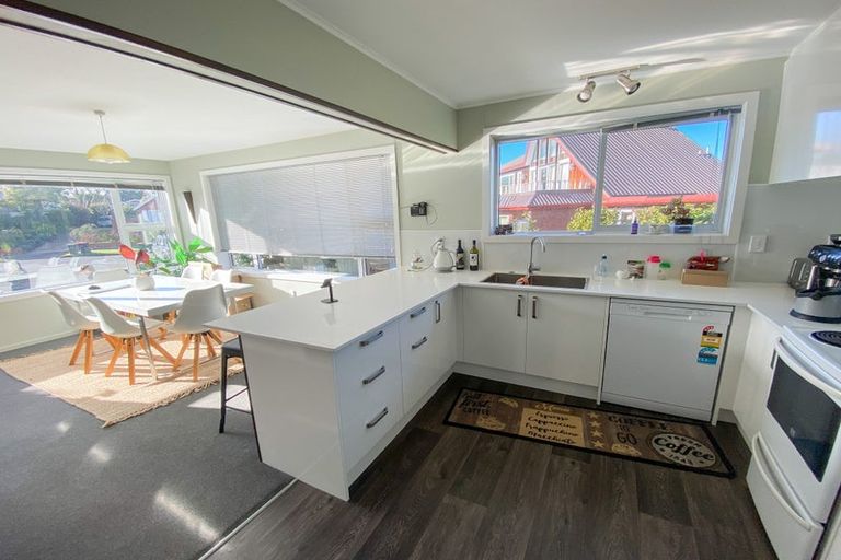 Photo of property in 6 Paikea Place, Somerfield, Christchurch, 8024