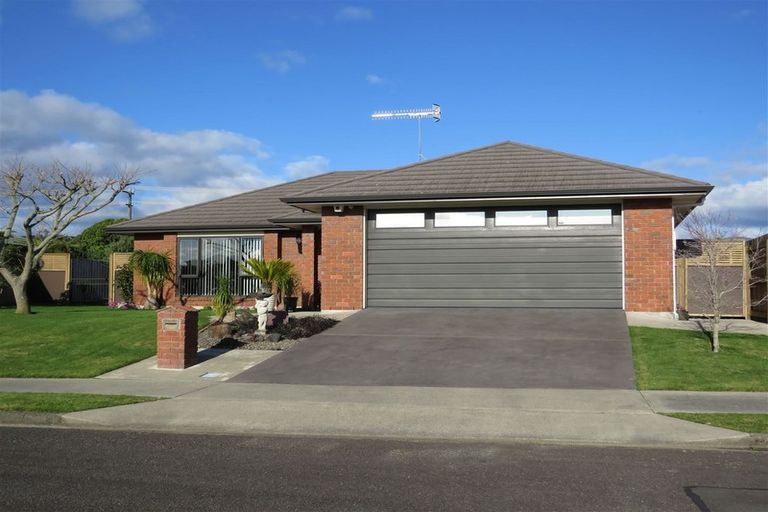 Photo of property in 8 Ngaio Street, Levin, 5510