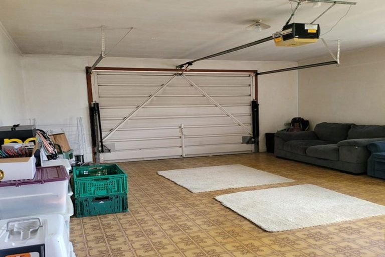 Photo of property in 2/66 Marne Road, Papakura, 2110