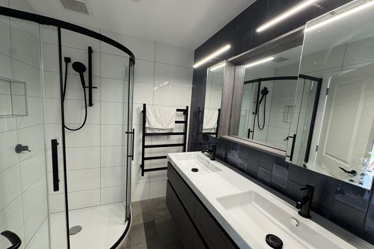 Photo of property in 35 Matua Road, Huapai, Kumeu, 0810