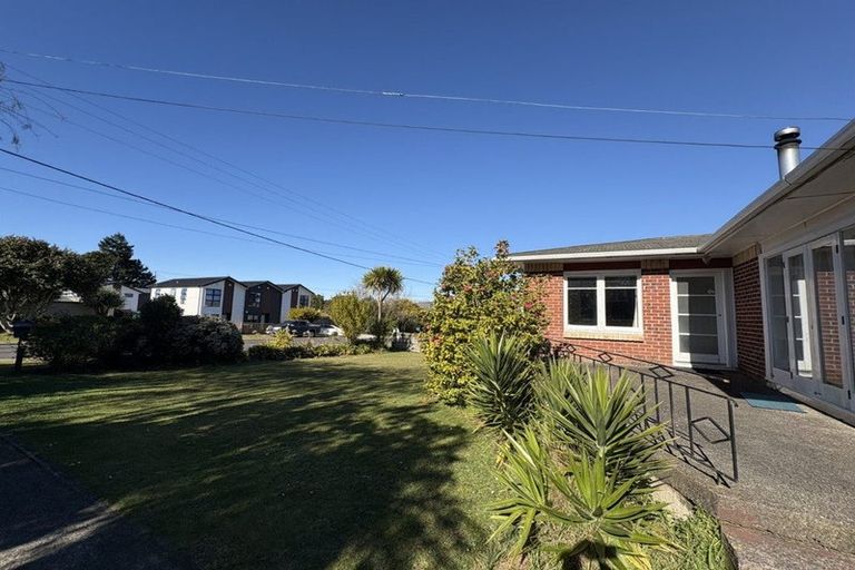 Photo of property in 18 Roosevelt Road, Western Heights, Rotorua, 3015