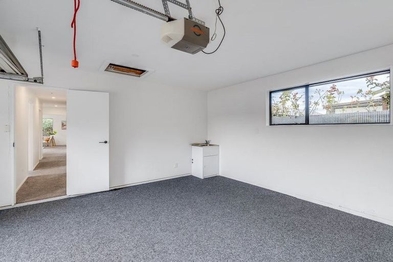 Photo of property in 1/3 Bucknell Street, Sockburn, Christchurch, 8042