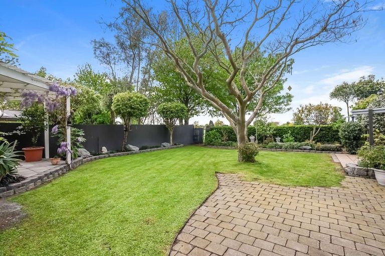 Photo of property in 52 Ashgrove Street, Rangiora, 7400