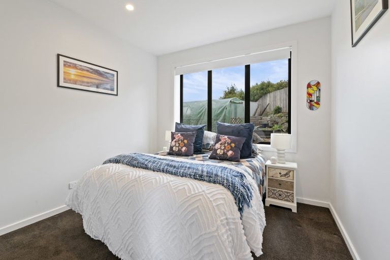 Photo of property in 246 Hillcrest Road, Wainui, 0931