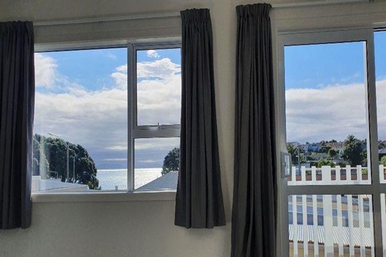 Photo of property in 9/22 Bay Drive, Titahi Bay, Porirua, 5022