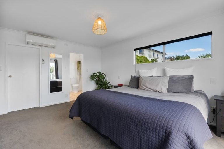 Photo of property in 21a Birdwood Avenue, Moturoa, New Plymouth, 4310