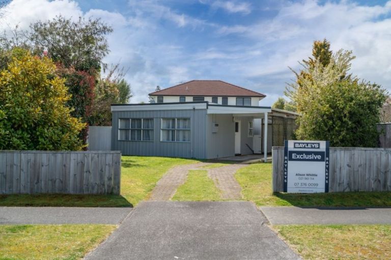 Photo of property in 1/17 Rainbow Drive, Rainbow Point, Taupo, 3330