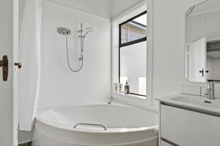 Photo of property in 87 Ormond Road, Whataupoko, Gisborne, 4010