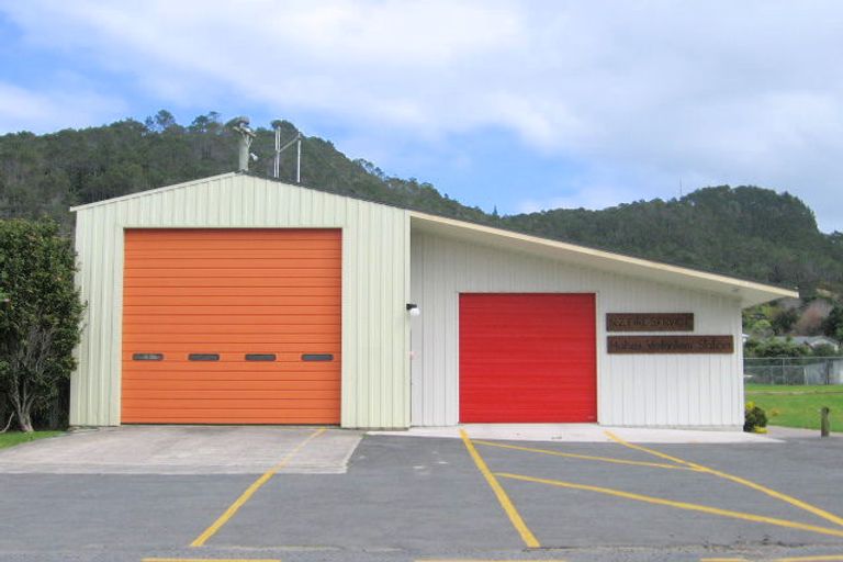 Photo of property in 56 Hahei Beach Road, Hahei, Whitianga, 3591