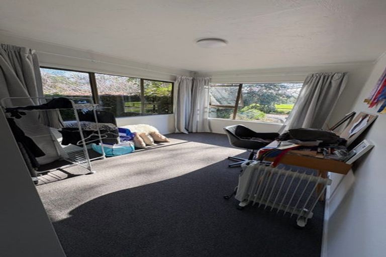 Photo of property in 240 Riverhead Road, Kumeu, 0892