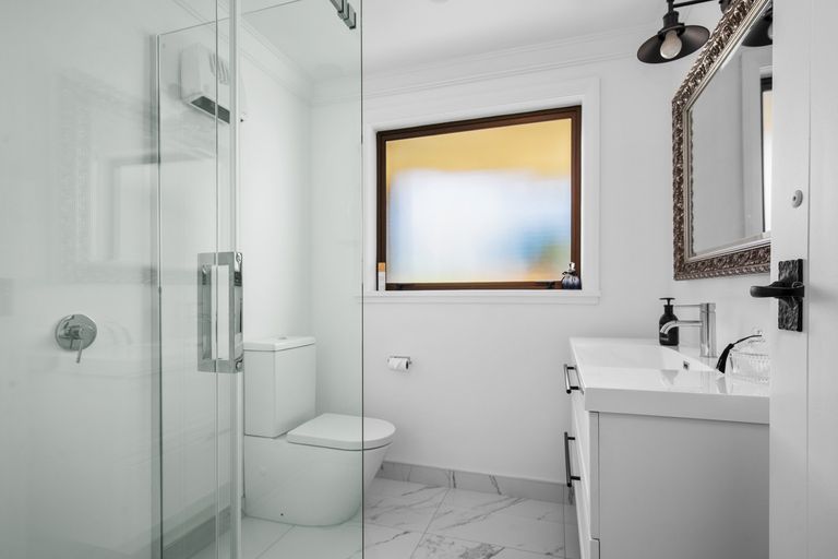 Photo of property in 2 Hart Place, Bridge Hill, Alexandra, 9320