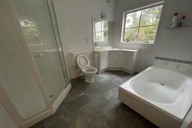 Photo of property in 1/11 Mandica Place, Sunnynook, Auckland, 0632