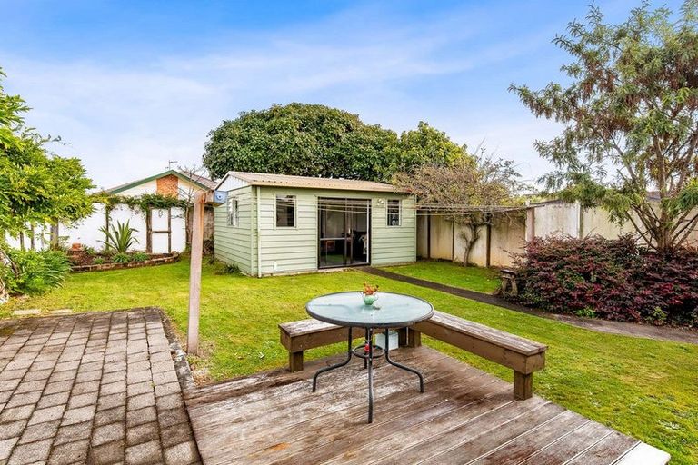 Photo of property in 41a-b Andrew Street, Waikanae, 5036